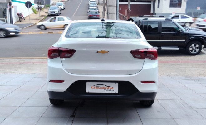 GM - Chevrolet ONIX SEDAN Plus LT 1.0 12V Flex 4p Mec. 2023 Flex-4