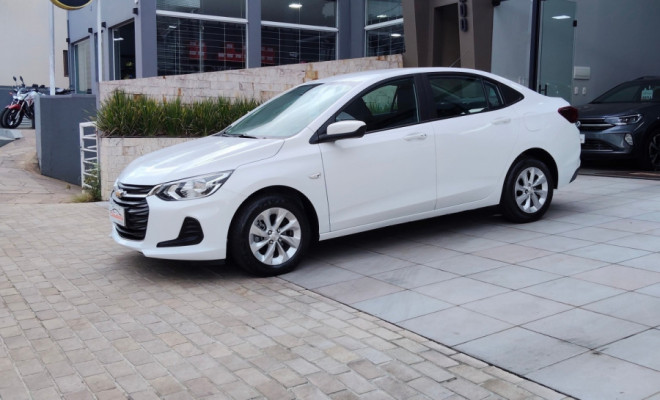 GM - Chevrolet ONIX SEDAN Plus LT 1.0 12V Flex 4p Mec. 2023 Flex-0
