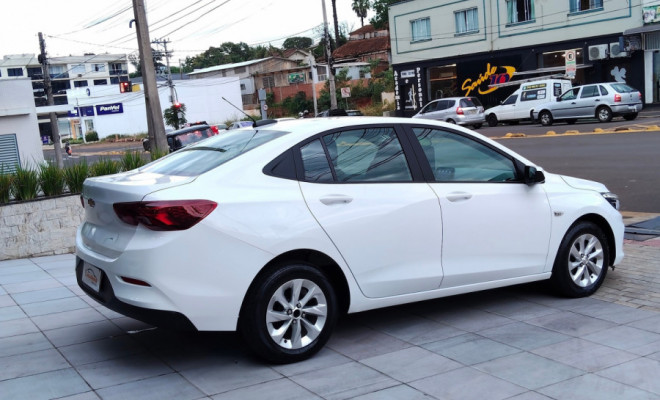 GM - Chevrolet ONIX SEDAN Plus LT 1.0 12V Flex 4p Mec. 2023 Flex-1