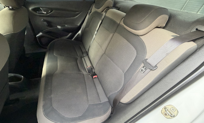 GM - Chevrolet PRISMA Sed. LT 1.4 8V FlexPower 4p Aut. 2015 Flex-10