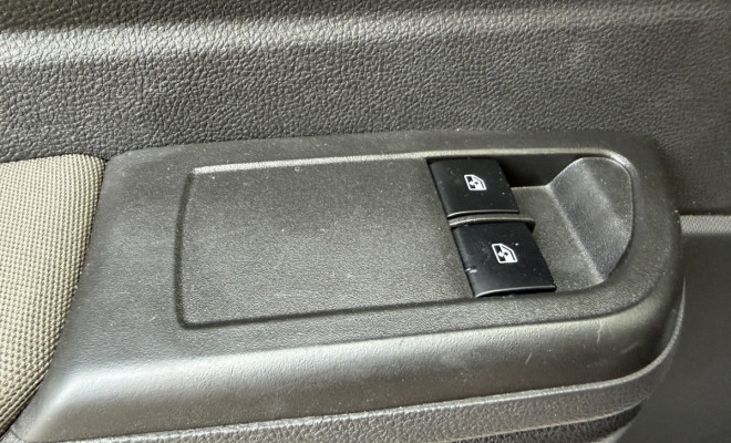 GM - Chevrolet PRISMA Sed. LT 1.4 8V FlexPower 4p Aut. 2015 Flex-8