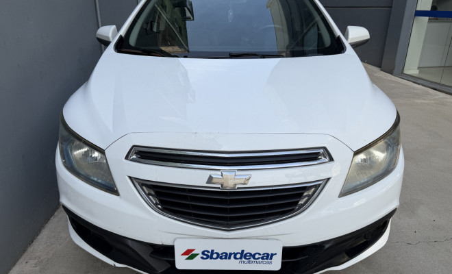 GM - Chevrolet PRISMA Sed. LT 1.4 8V FlexPower 4p Aut. 2015 Flex-0