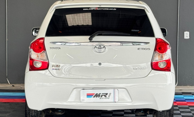 Toyota ETIOS XLS 1.5 Flex 16V 5p Mec. 2013 Flex-4