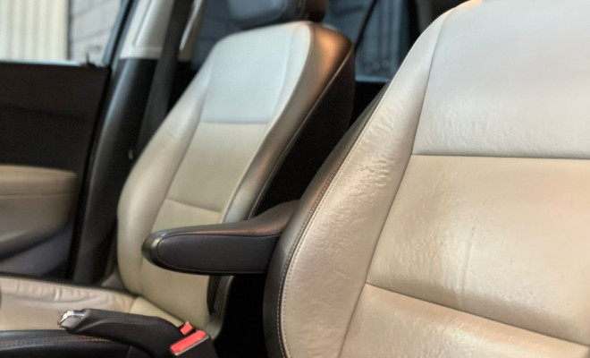 GM - Chevrolet TRACKER LTZ 1.8 16V Flex 4x2 Aut. 2014 Flex-10