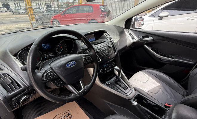 Focus Hatch 2.0 16V SE Flex Aut. 2016-6