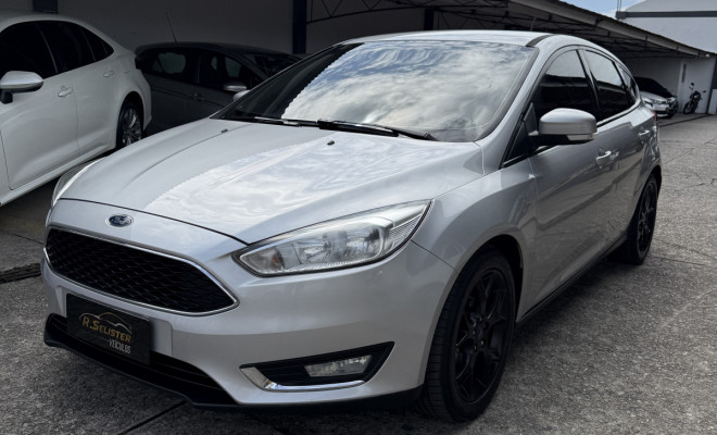 Focus Hatch 2.0 16V SE Flex Aut. 2016