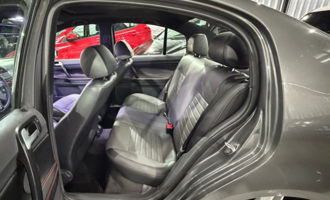 VW - VolksWagen Polo 1.6 Mi/S.Ouro 1.6 Mi Tot.Flex 8V 5p 2012 Flex-10