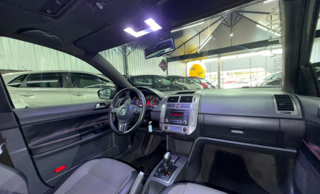 VW - VolksWagen Polo 1.6 Mi/S.Ouro 1.6 Mi Tot.Flex 8V 5p 2012 Flex-8