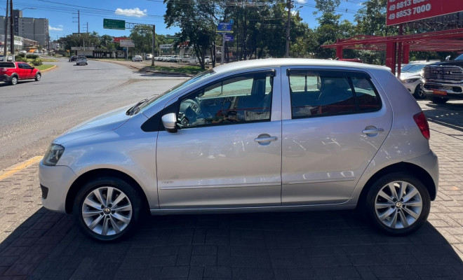 VW - VolksWagen Fox 1.0 Mi Total Flex 8V 5p 2011 Flex-0