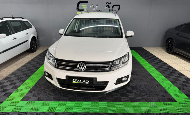 VW - VolksWagen TIGUAN 2.0 TSI 16V 200cv Tiptronic 5p 2013 Gasolina