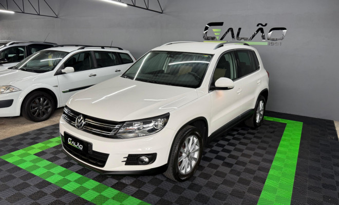 VW - VolksWagen TIGUAN 2.0 TSI 16V 200cv Tiptronic 5p 2013 Gasolina-0