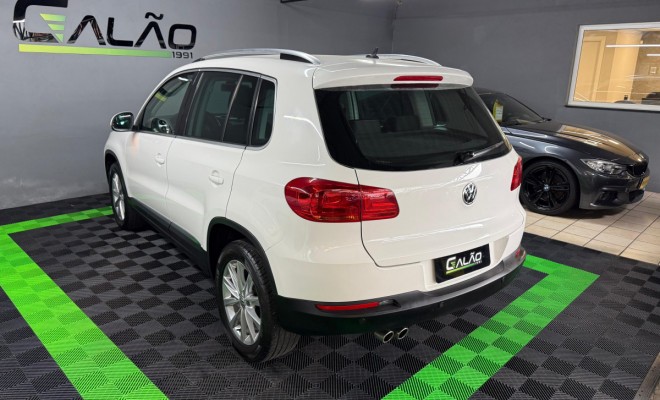 VW - VolksWagen TIGUAN 2.0 TSI 16V 200cv Tiptronic 5p 2013 Gasolina-1