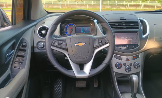 GM - Chevrolet TRACKER LTZ 1.8 16V Flex 4x2 Aut. 2015 Flex-6