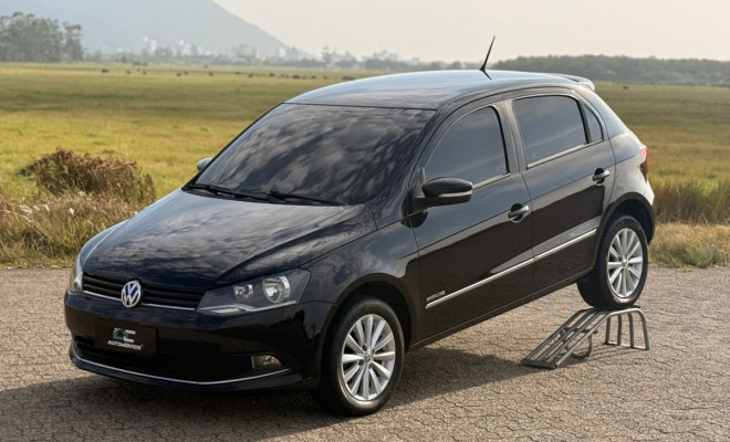 VW - VolksWagen Gol (novo) 1.6 Power/Highi T.Flex 8v 4P 2014 Flex