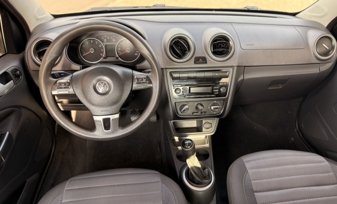 VW - VolksWagen Gol (novo) 1.6 Power/Highi T.Flex 8v 4P 2014 Flex-7