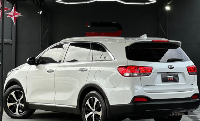 Kia Motors Sorento 3.3 V6 24V 270cv 4x2 Aut. 2016 Gasolina-2