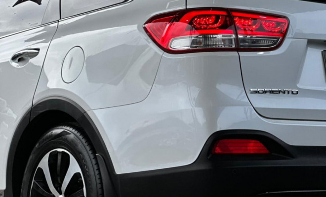 Kia Motors Sorento 3.3 V6 24V 270cv 4x2 Aut. 2016 Gasolina-5