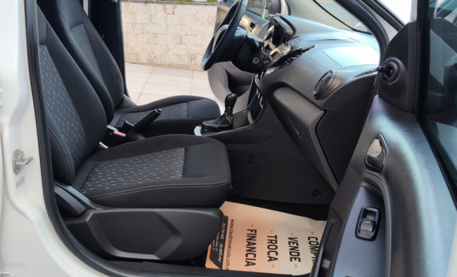 Ford Ka+ Sedan 1.0 SE/SE PLUS TiVCT Flex 4p 2015 Flex-7