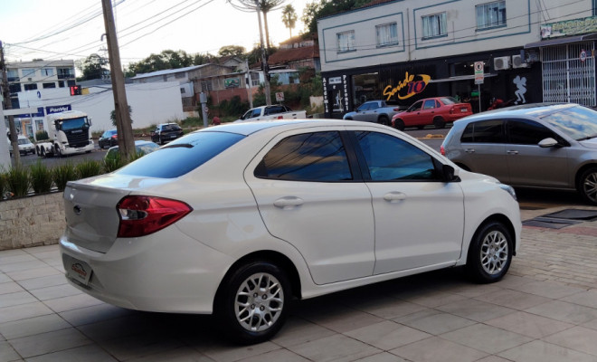 Ford Ka+ Sedan 1.0 SE/SE PLUS TiVCT Flex 4p 2015 Flex-1