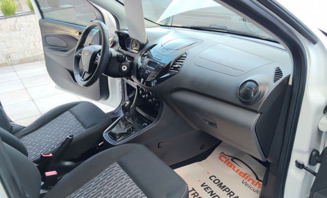 Ford Ka+ Sedan 1.0 SE/SE PLUS TiVCT Flex 4p 2015 Flex-8