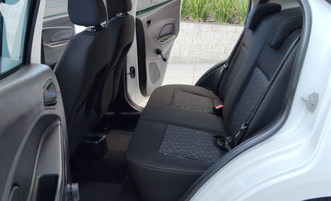 Ford Ka+ Sedan 1.0 SE/SE PLUS TiVCT Flex 4p 2015 Flex-11