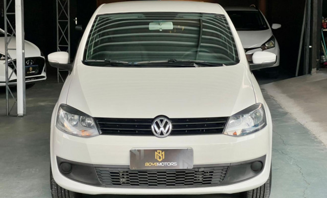 VW - VolksWagen Fox BLUEMOTION 1.0 Mi Total Flex 12V 5p 2014 Flex-1