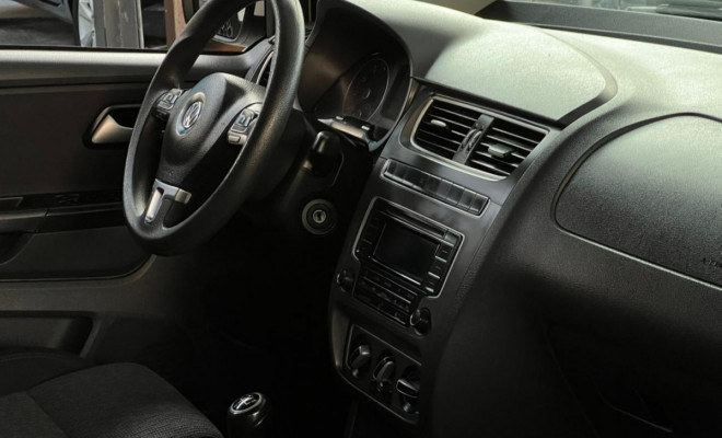 VW - VolksWagen Fox BLUEMOTION 1.0 Mi Total Flex 12V 5p 2014 Flex-5