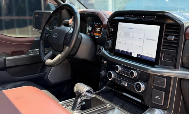 Ford F-150 Lariat 4x4 5.0 V8 2023 Gasolina-4