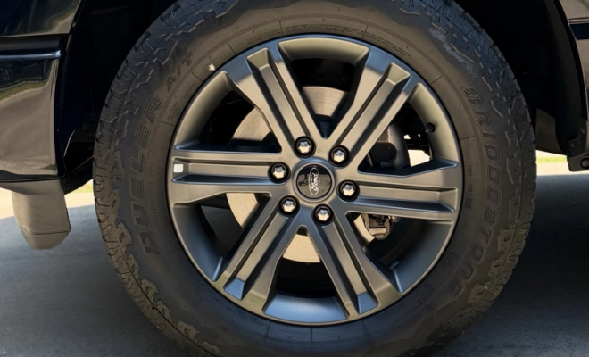 Ford F-150 Lariat 4x4 5.0 V8 2023 Gasolina-14