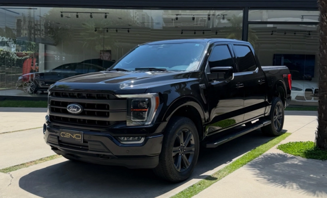 Ford F-150 Lariat 4x4 5.0 V8 2023 Gasolina-1