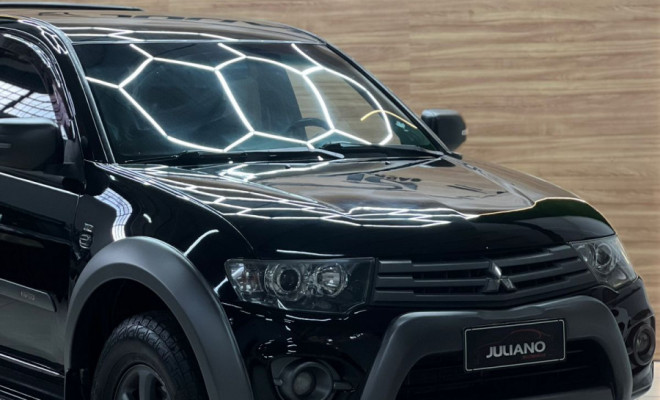 Mitsubishi L200 T.OUTDOOR 3.2 CD TB Int. Dies. Aut. 2018 Diesel-9