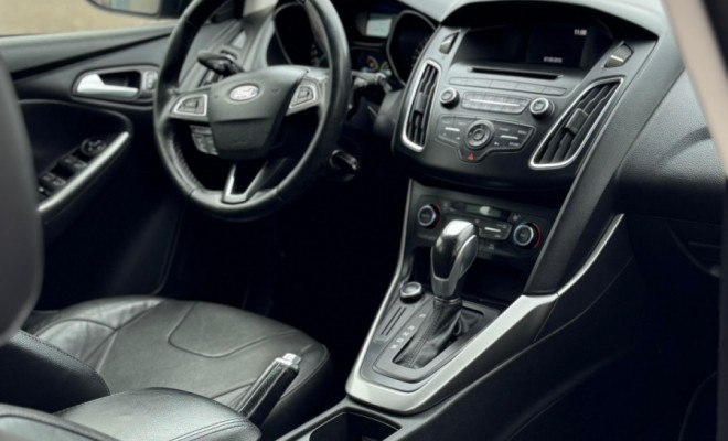 Ford Focus 2.0 16V/SE/SE Plus Flex 5p Aut. 2016 Flex-6