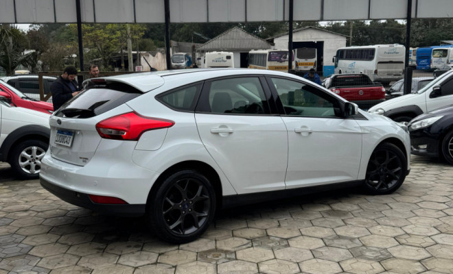 Ford Focus 2.0 16V/SE/SE Plus Flex 5p Aut. 2016 Flex-2