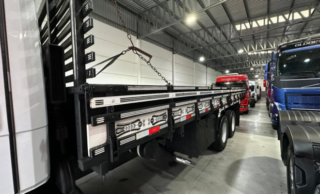 MERCEDES-BENZ L-1620 3-Eixos 2p (diesel) 2003 Diesel-3