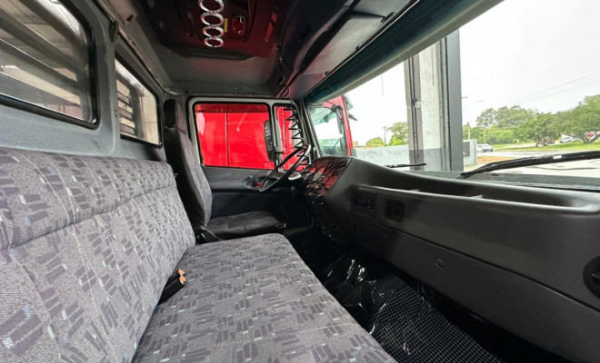 MERCEDES-BENZ L-1620 3-Eixos 2p (diesel) 2003 Diesel-5