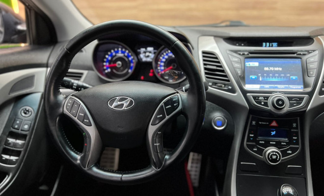 Hyundai Elantra GLS 2.0 16V Flex Aut. 2015 Flex-6