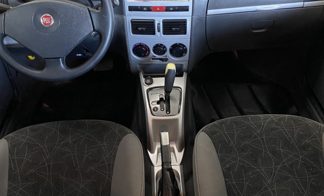 Fiat Siena HLX Dualogic 1.8 mpi Flex 8V 4p 2010 Flex-3