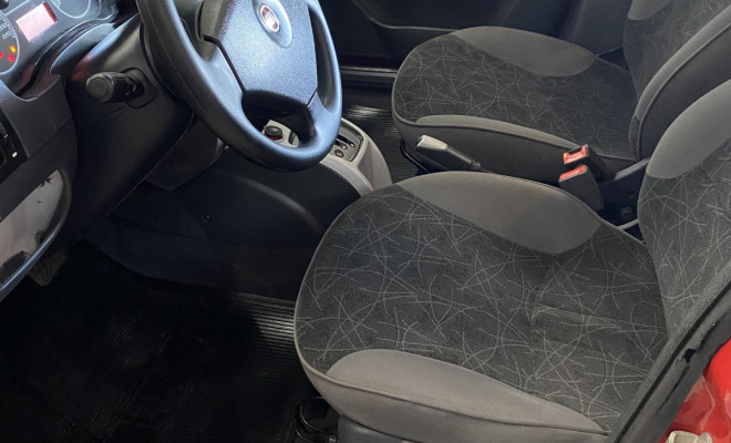 Fiat Siena HLX Dualogic 1.8 mpi Flex 8V 4p 2010 Flex-4