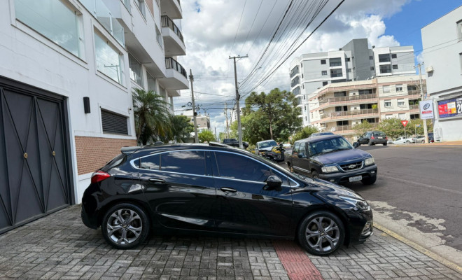 GM - Chevrolet CRUZE Sport LTZ 1.4 16V TB Flex 5p Aut. 2017 Flex-3