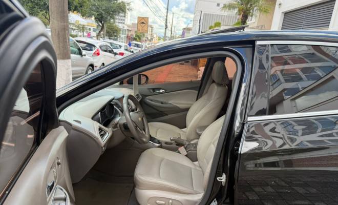 GM - Chevrolet CRUZE Sport LTZ 1.4 16V TB Flex 5p Aut. 2017 Flex-6