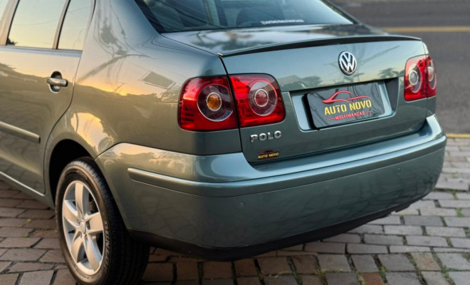 VW - VolksWagen Polo Sed. COMFORT. 1.6 Mi Tot. Flex 8v 2009 Flex-3