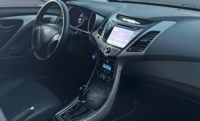 Hyundai Elantra GLS 2.0 16V Flex Aut. 2015 Flex-9