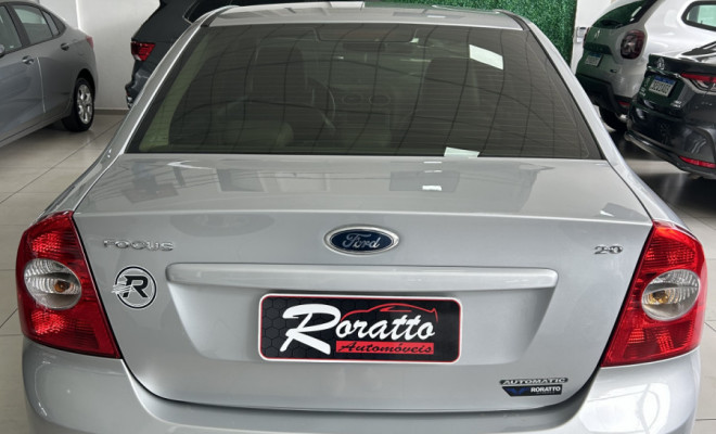 Ford Focus Sedan 2.0 16V/2.0 16V Flex 4p Aut. 2010 Flex-2