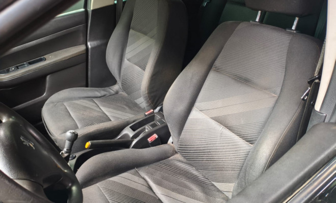 Peugeot 307 Sed. Presence 1.6 Flex 16V 4p 2009 Flex-4