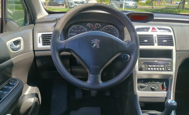 Peugeot 307 Sed. Presence 1.6 Flex 16V 4p 2009 Flex-8