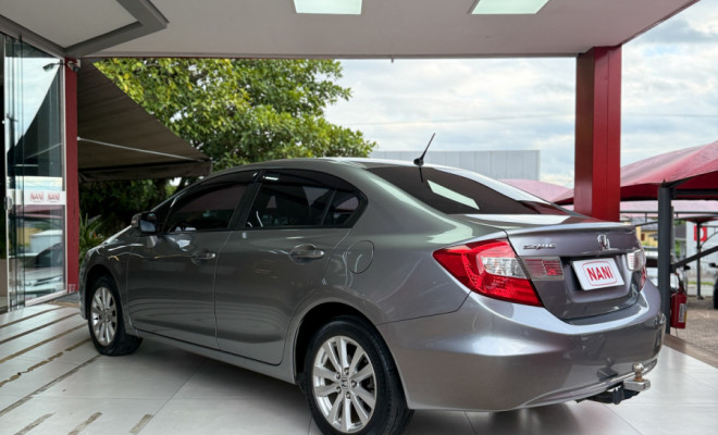 Honda Civic Sed. LXL/ LXL SE 1.8 Flex 16V Aut. 2013 Flex-4