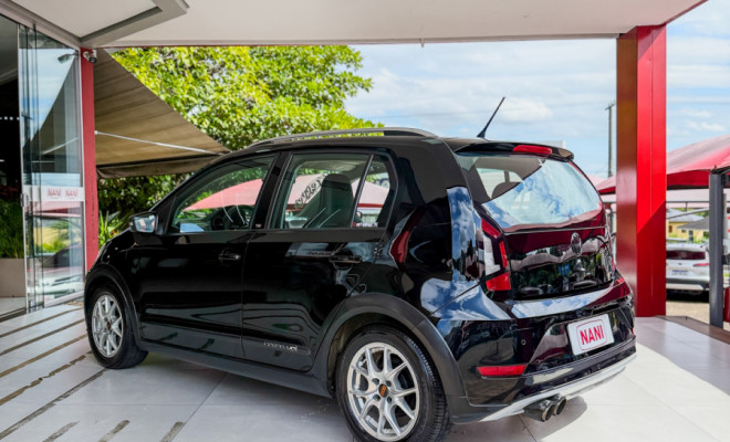 VW - VolksWagen up! cross 1.0 TSI Total Flex 12V 5p 2018 Flex-4