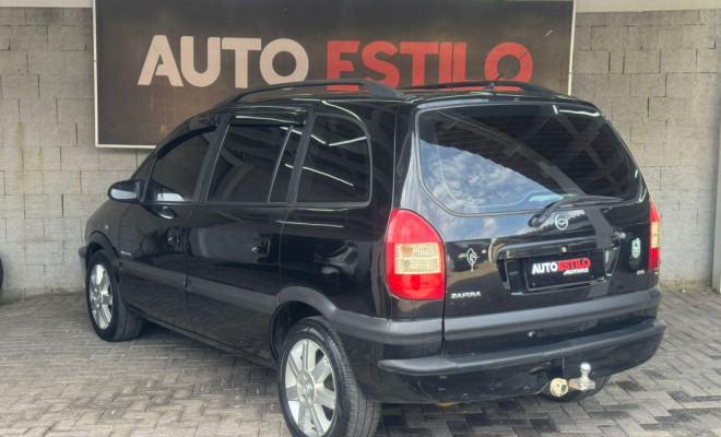 GM - Chevrolet Zafira Eleg.2.0 MPFI FlexPower 8V 5p Aut 2011 Flex-2