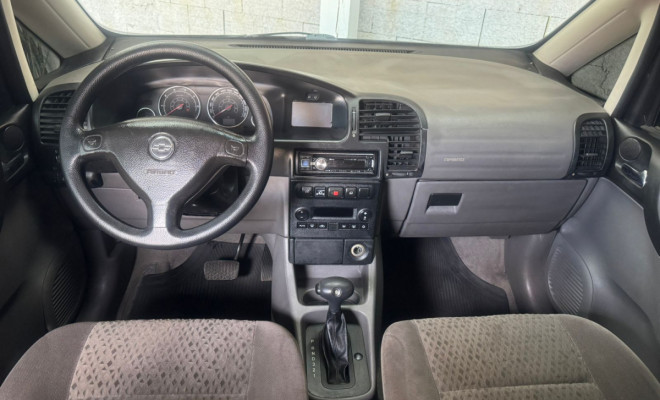 GM - Chevrolet Zafira Eleg.2.0 MPFI FlexPower 8V 5p Aut 2011 Flex-3