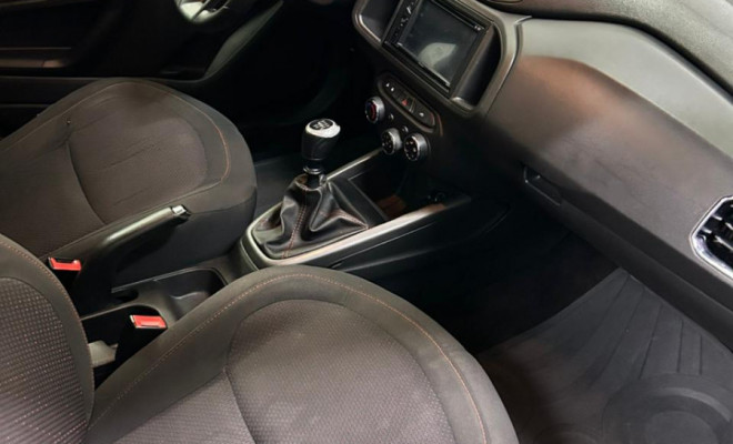 GM - Chevrolet ONIX HATCH LT 1.4 8V FlexPower 5p Mec. 2015 Flex-2